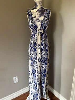 Forever 21 Blue and White Printed Maxi Dress with Smocked Waist